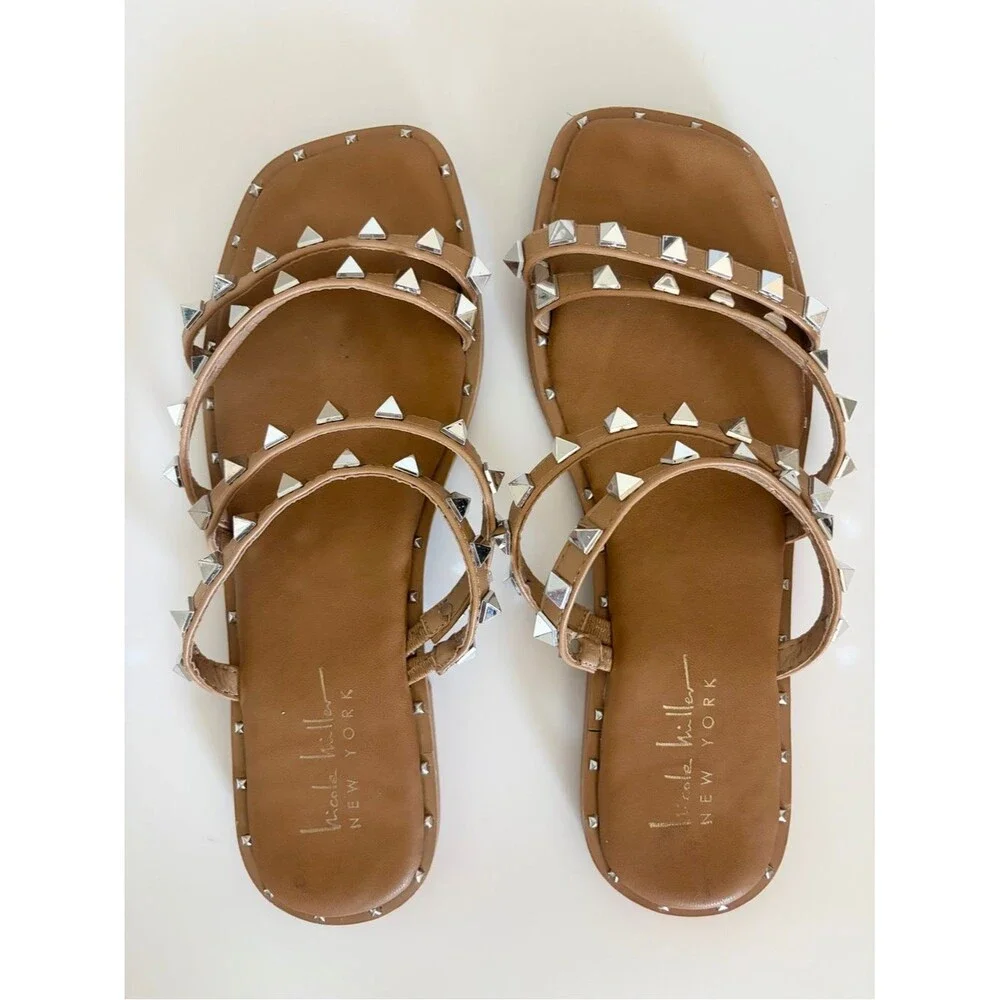Nicole Miller Coralinne Studded Flat Sandals Edgy Neutral Nude Size 7